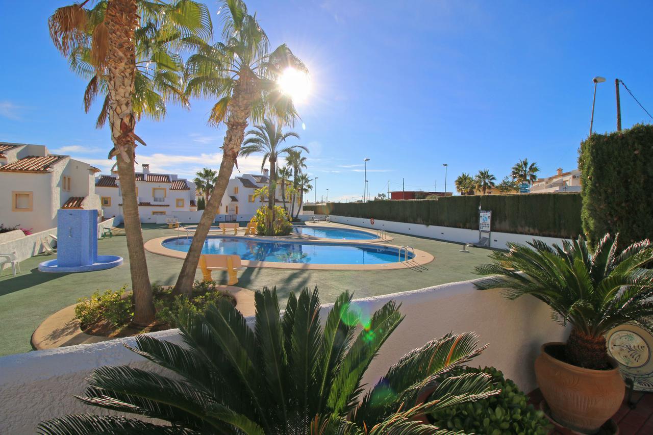 Bungalows Puerta De Calpe Exterior photo