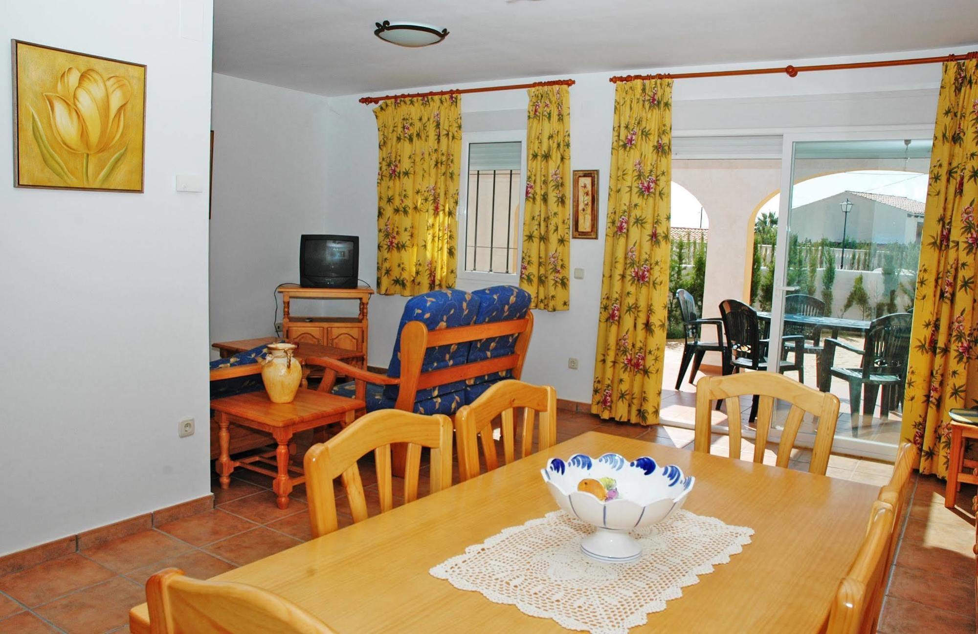 Bungalows Puerta De Calpe Exterior photo